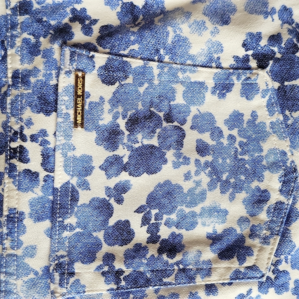 Mk Floral Pattern Cropped Pants - image 5